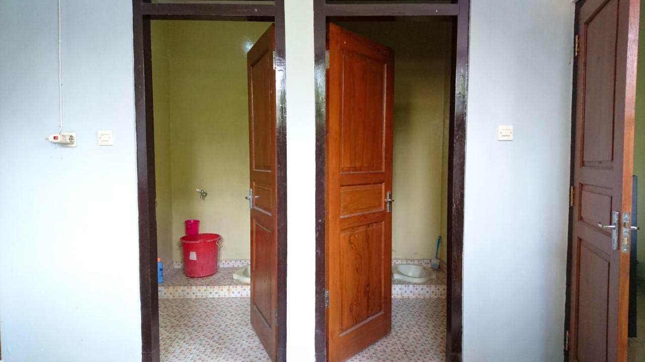 Srikaloka 12 Kostel - For Female And Couple Daire Yogyakarta Dış mekan fotoğraf
